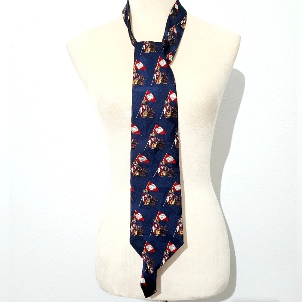Vintage Tabasco Brand Novelty Silk Tie Chili Peppers Golf Bag Pattern 100% Silk